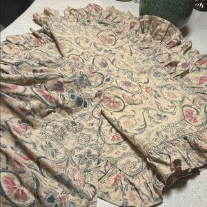Ralph Lauren “Provence” Ruffle set~ Queen bed skirt & Two Euro shams~ rare.